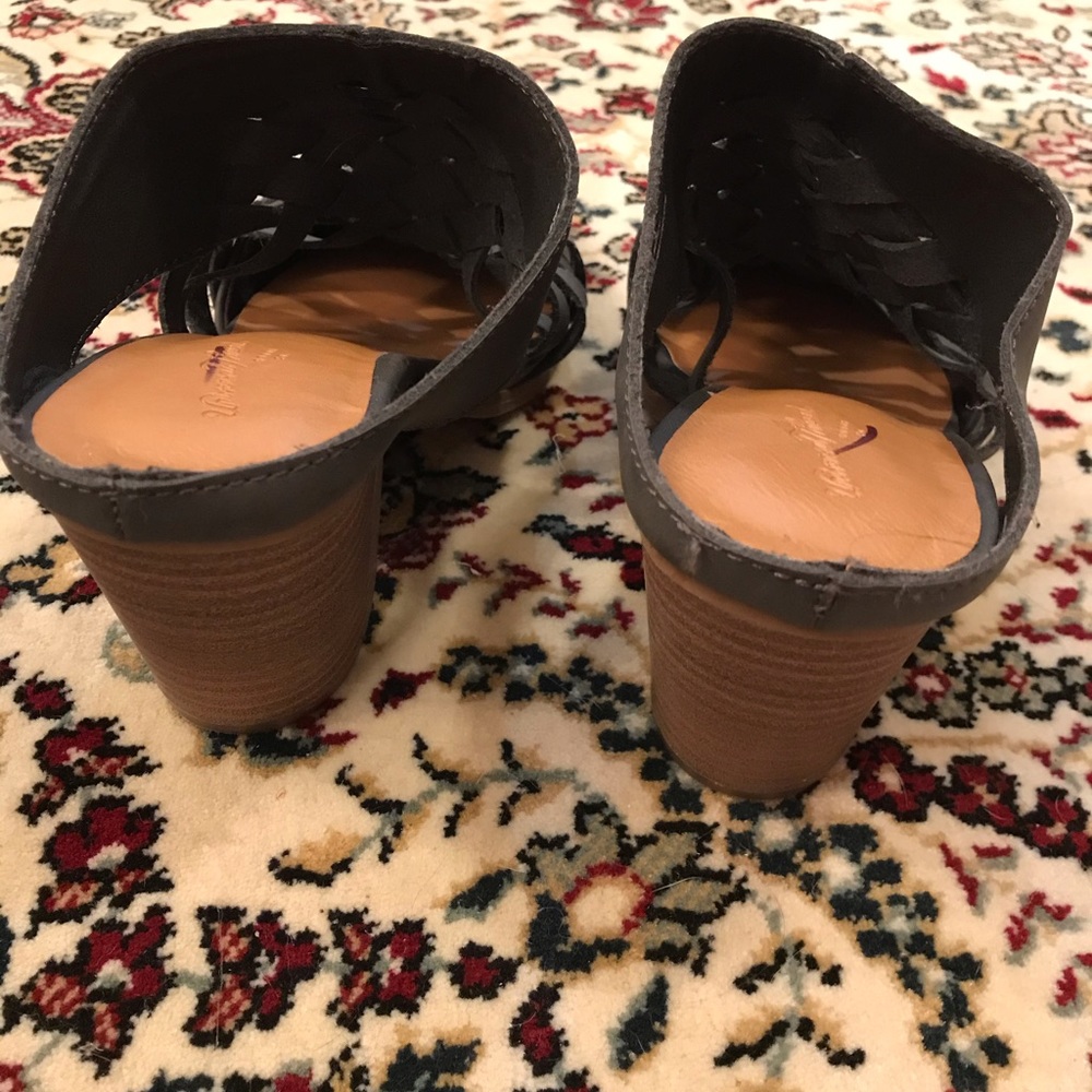 Black booties - Picture 5 of 5